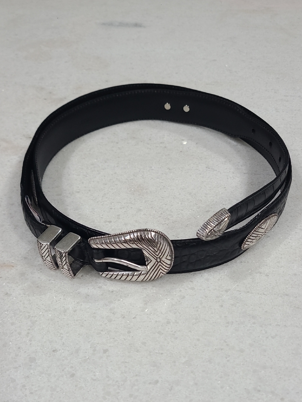 Fossil Black croc Embos Leather Belt with Silver Western-Style Buckle and Accent